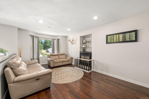 809 Willowcrest Rd, Campbell River, BC 