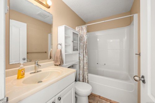 809 Willowcrest Rd, Campbell River, BC 