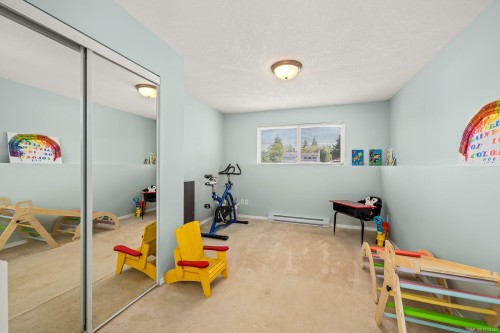 809 Willowcrest Rd, Campbell River, BC 