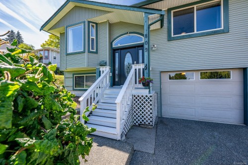 809 Willowcrest Rd, Campbell River, BC 