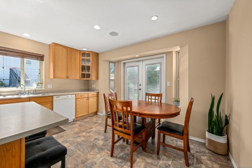 809 Willowcrest Rd, Campbell River, BC 