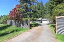 2410 Huband Rd  Courtenay, BC V9J 1L6