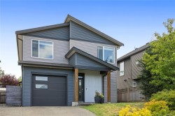 531 Grewal Pl Nanaimo, BC V9R 0H8
