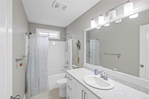 531 Grewal Pl, Nanaimo, BC 