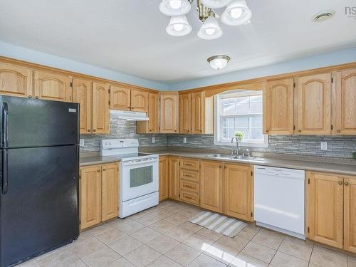 9039 10 Highway, Nictaux, NS 
