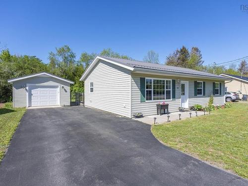 9039 10 Highway, Nictaux, NS 