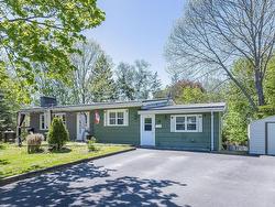 15 Maxwell Place  Kentville, NS B4N 1A4