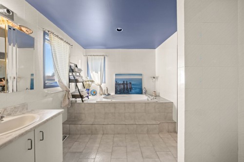 Salle de bains attenante à la CCP - 280 Rue Kennebec, Dollard-Des-Ormeaux, QC - Indoor Photo Showing Bathroom