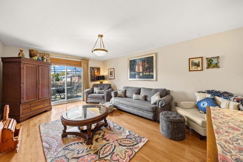 Boudoir - 280 Rue Kennebec, Dollard-Des-Ormeaux, QC - Indoor Photo Showing Living Room