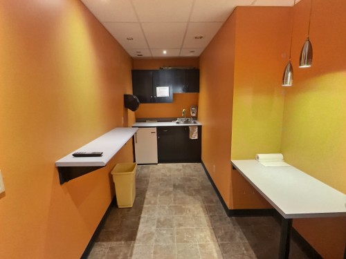Dinette - 220-883 3E Avenue, Val-D'Or, QC - Indoor