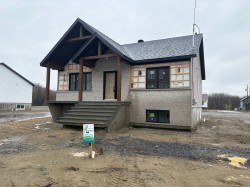 150 Rue Rousseau Sainte-Perpétue, QC J0C 1R0