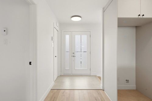 Mud Room - 150 Rue Rousseau, Sainte-Perpétue, QC 