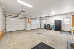 Garage - 