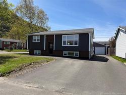 15 Kimberly CRT Campbellton, NB E3N 3M4