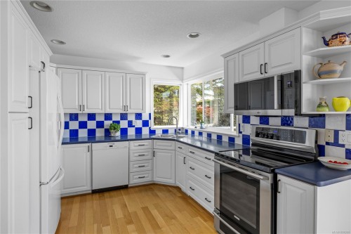 6244 Eldorado Pl, Nanaimo, BC 