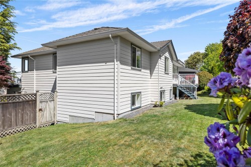 6244 Eldorado Pl, Nanaimo, BC 