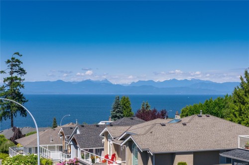 6244 Eldorado Pl, Nanaimo, BC 