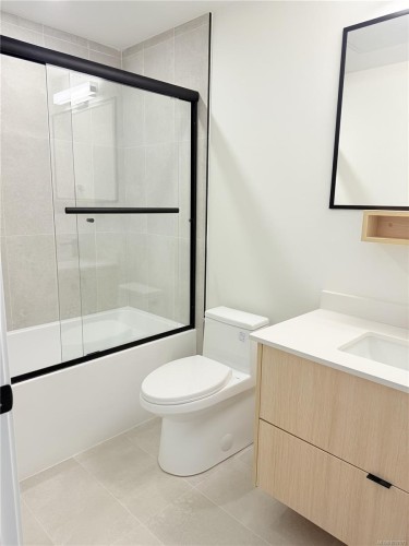 329-2629 Millstream Rd, Langford, BC - Indoor Photo Showing Bathroom