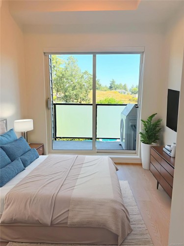 329-2629 Millstream Rd, Langford, BC - Indoor Photo Showing Bedroom