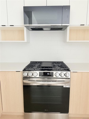 329-2629 Millstream Rd, Langford, BC - Indoor Photo Showing Kitchen