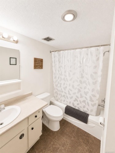 #205-7450 Rupert St, Port Hardy, BC - Indoor Photo Showing Bathroom