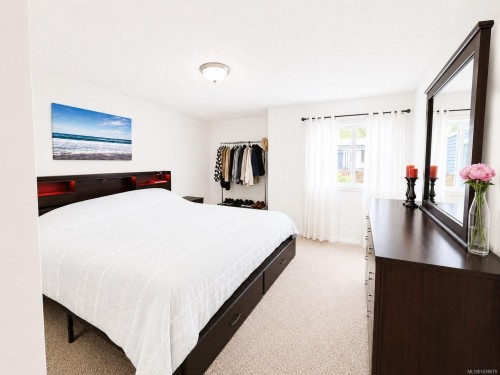 #205-7450 Rupert St, Port Hardy, BC - Indoor Photo Showing Bedroom