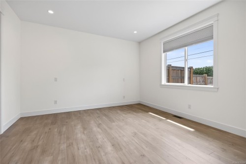 B-992 Erickson Rd, Campbell River, BC - Indoor Photo Showing Other Room