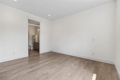 B-992 Erickson Rd, Campbell River, BC - Indoor Photo Showing Other Room