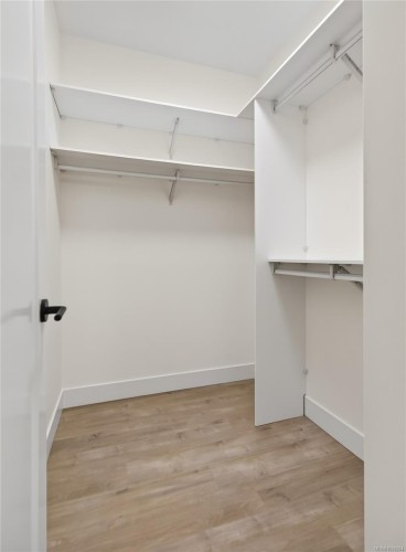 B-992 Erickson Rd, Campbell River, BC - Indoor With Storage