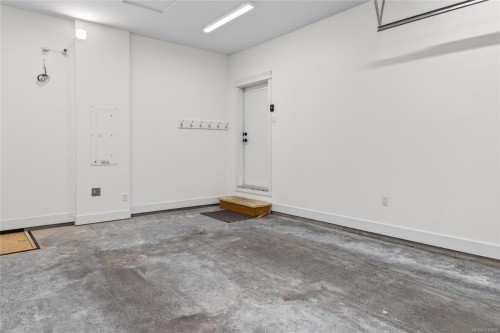 B-992 Erickson Rd, Campbell River, BC - Indoor Photo Showing Other Room