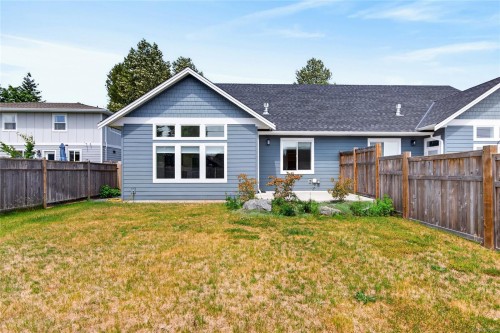B-992 Erickson Rd, Campbell River, BC - Outdoor
