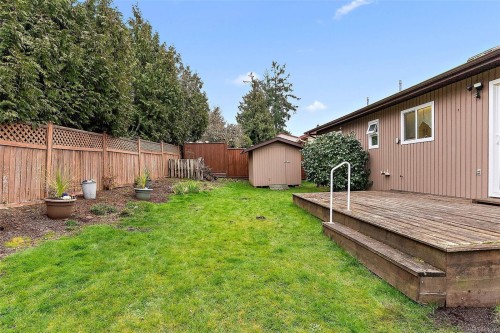 10411 Finch Pl, Sidney, BC 