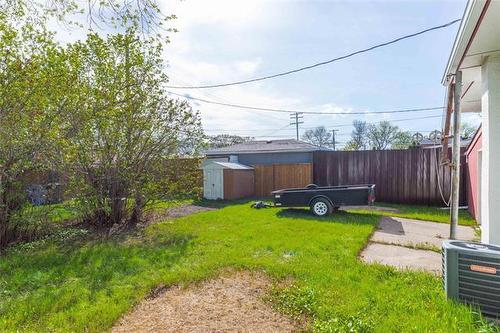 36 Dahlia Ave, Winnipeg, MB 