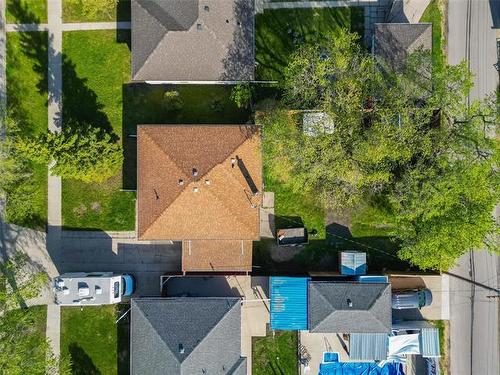 36 Dahlia Ave, Winnipeg, MB 