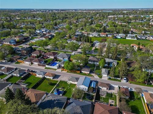 36 Dahlia Ave, Winnipeg, MB 