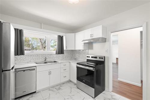 36 Dahlia Ave, Winnipeg, MB 