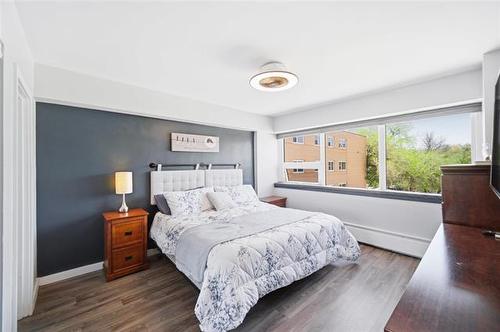 301-71 Roslyn Rd, Winnipeg, MB 
