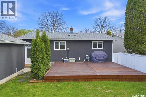 31 Bence Crescent, Saskatoon, SK - Outdoor With Deck Patio Veranda