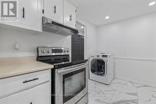 24 Tara Crescent, Thorold, ON - Indoor Photo Showing Laundry Room