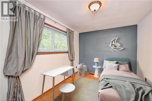 132 Forest Hill Drive, Kitchener, ON - Indoor Photo Showing Bedroom