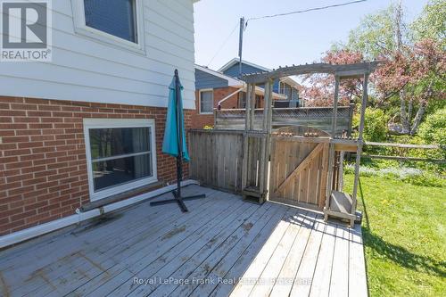 872 Weller Street, Peterborough (Monaghan Ward 2), ON - Outdoor With Exterior
