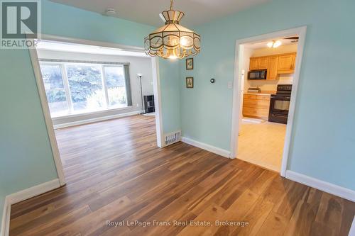 872 Weller Street, Peterborough (Monaghan Ward 2), ON - Indoor Photo Showing Other Room