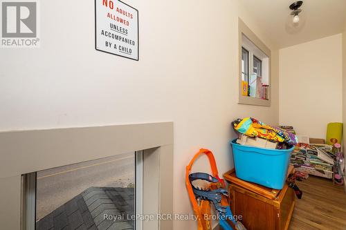 83 Main Street W, Grey Highlands, ON - Indoor Photo Showing Other Room