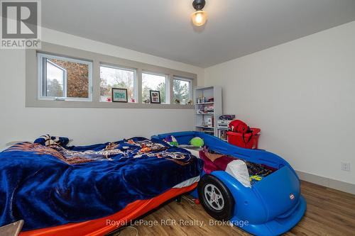 83 Main Street W, Grey Highlands, ON - Indoor Photo Showing Bedroom
