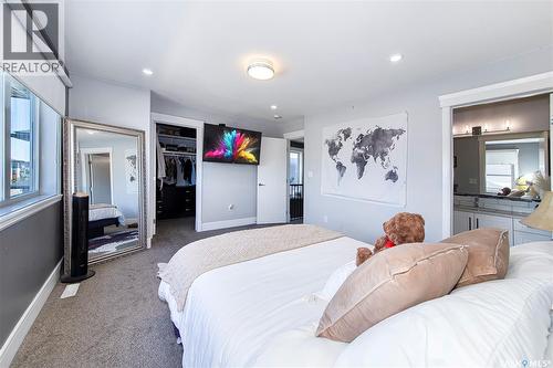 246 Fast Lane, Saskatoon, SK - Indoor Photo Showing Bedroom