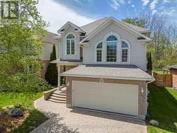6 ALYSSA DRIVE Collingwood, ON L9Y 5K8