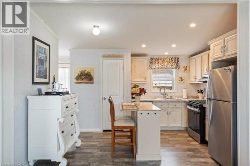 22 Copper Beech Drive, Nanticoke, ON - Indoor Photo Showing Kitchen