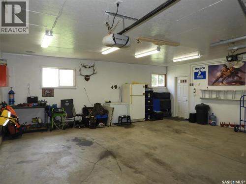 109 Windsor Avenue, Hague, SK - Indoor Photo Showing Garage