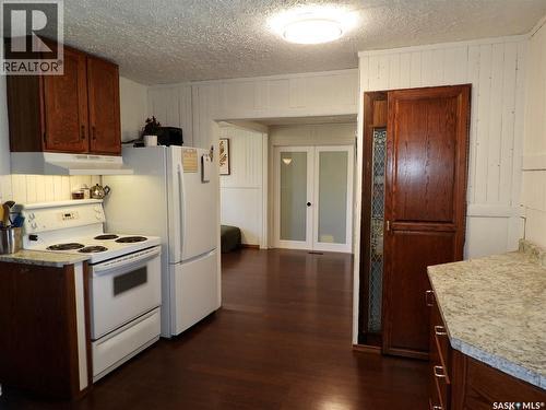 109 Windsor Avenue, Hague, SK - Indoor Photo Showing Kitchen