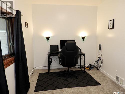 109 Windsor Avenue, Hague, SK - Indoor